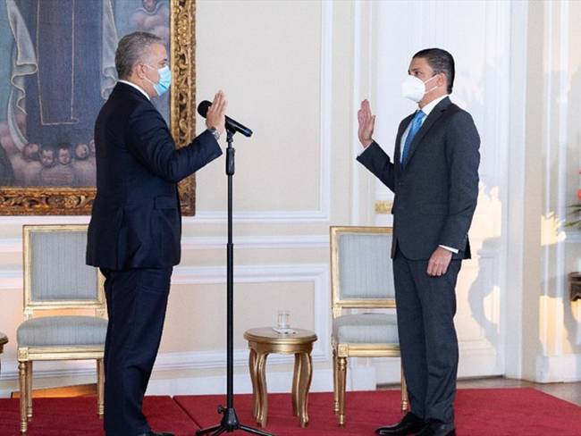Iván Duque posesionó a Tito Crissien como ministro de Ciencia. Foto: Presidencia de la República