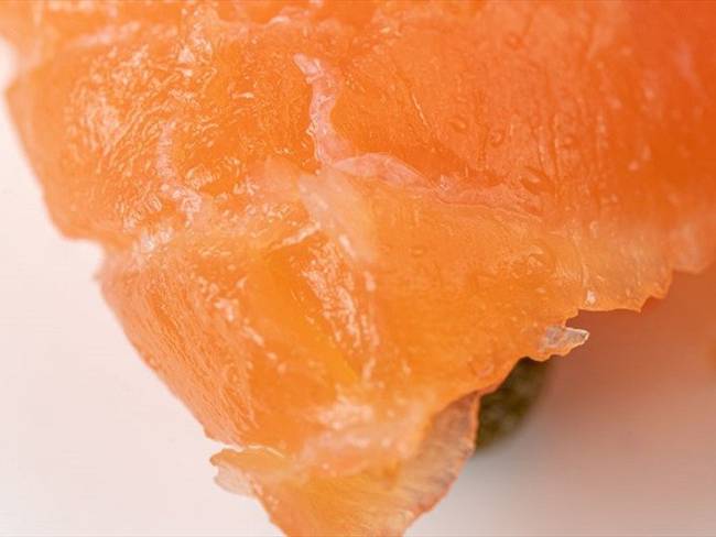 El salmón contiene vitaminas que ayudan al organismo. Foto: Getty Images.