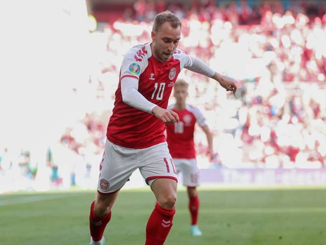 El jugador danés, que permanece hospitalizado, agradeció en sus redes sociales por los mensajes recibidos.. Foto: Friedemann Vogel - Pool/Getty Images