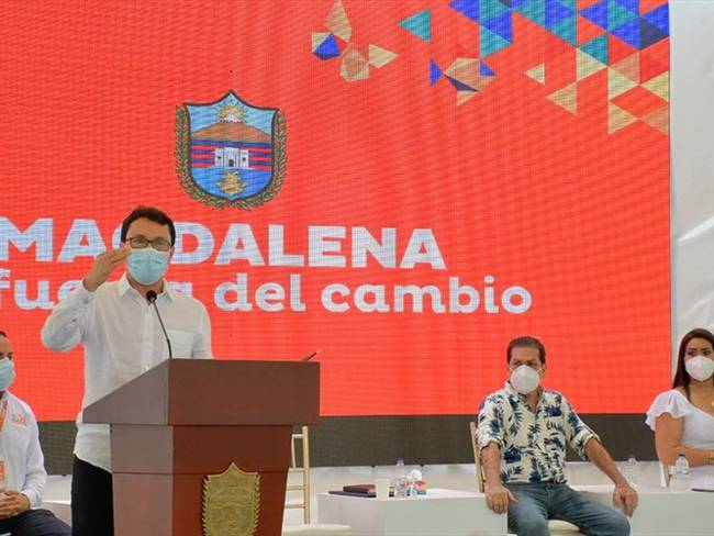 Caicedo propone una consulta nacional para la conversión a un Estado federalista. Foto: Gobernación del Magdalena