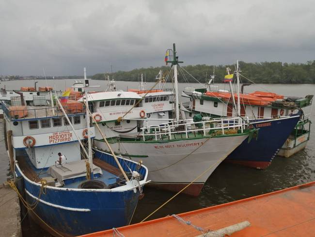 La parálisis de las embarcaciones de cabotaje genera pérdidas entre 100 y 150 millones de pesos diarios. Foto: Javier Torres, presidente de la Asociación de Transportadores Marítimo y Fluvial del Pacífico. 