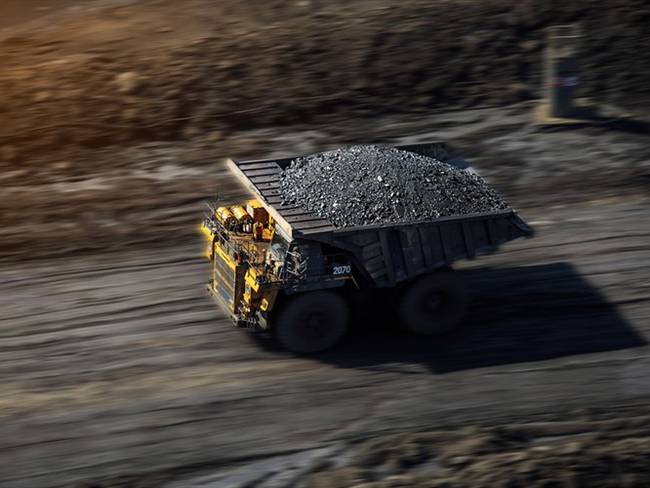 “Colombia tiene una reserva de carbón, pero el mercado ha dado un giro y eso hace que seamos más competitivos”: ministro Diego Mesa. Foto: Getty Images / PAVEL USACHENKO