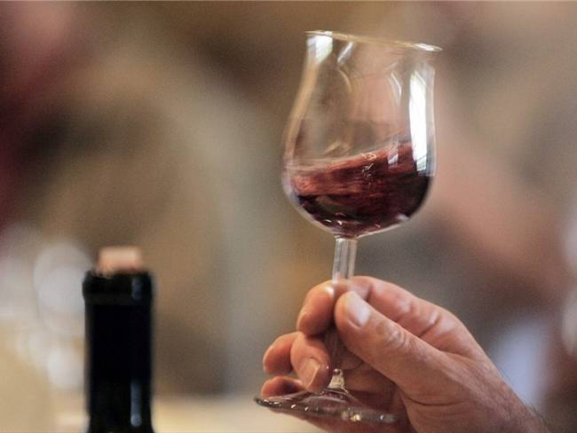 Marcos Fernández aseguró que esta bebida sabe igual al vino. Foto: Getty Images