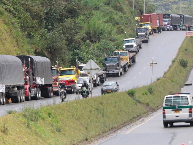 Bloqueos en la vía entre Risaralda y Chocó / Foto: Colprensa