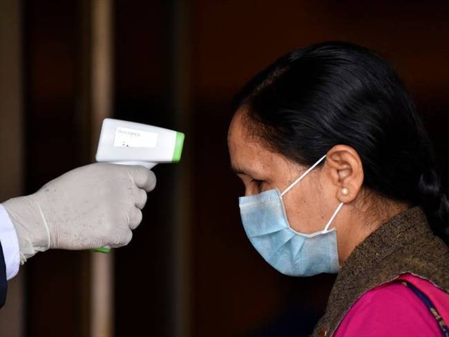 Médicos chinos han encontrado nuevas formas de comportarse del virus.. Foto: Getty Images