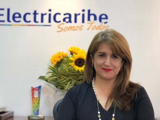 Según explicó Ángela Rojas a esta emisora, no hubo ninguna irregularidad porque CaribeMar y CaribeSol son subsidiarias de Electricaribe. Foto: Colprensa / ELECTRICARIBE