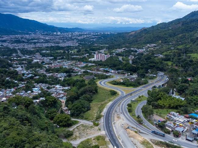 Entregan 15 kilómetros de segunda calzada del proyecto Girardot–Ibagué–Cajamarca. Foto: Twitter: @ANI_Colombia