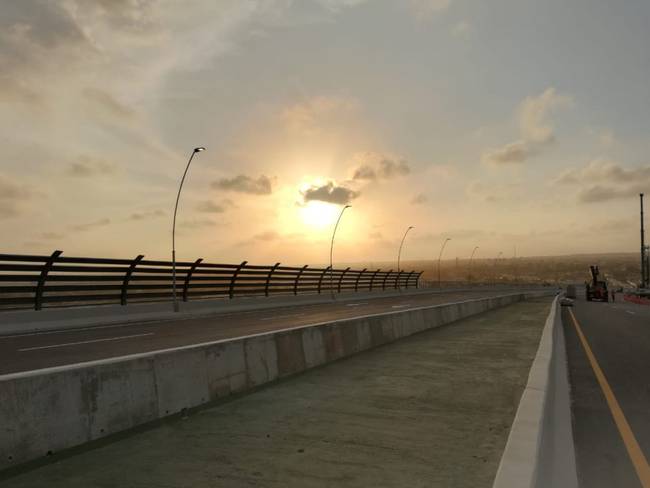 Para la construcción del nuevo Puente Pumarejo se tuvo que utilizar 180.000 metros cúbicos de concreto y 33.000 toneladas de acero