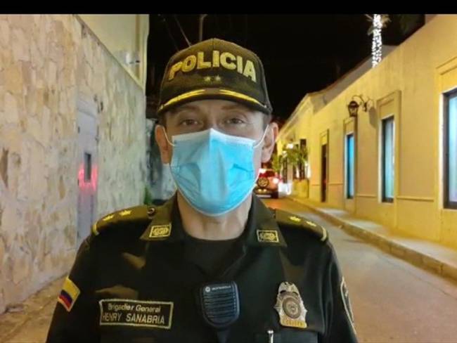 Con cachetada, Policía en Cartagena agrede a actor extranjero
