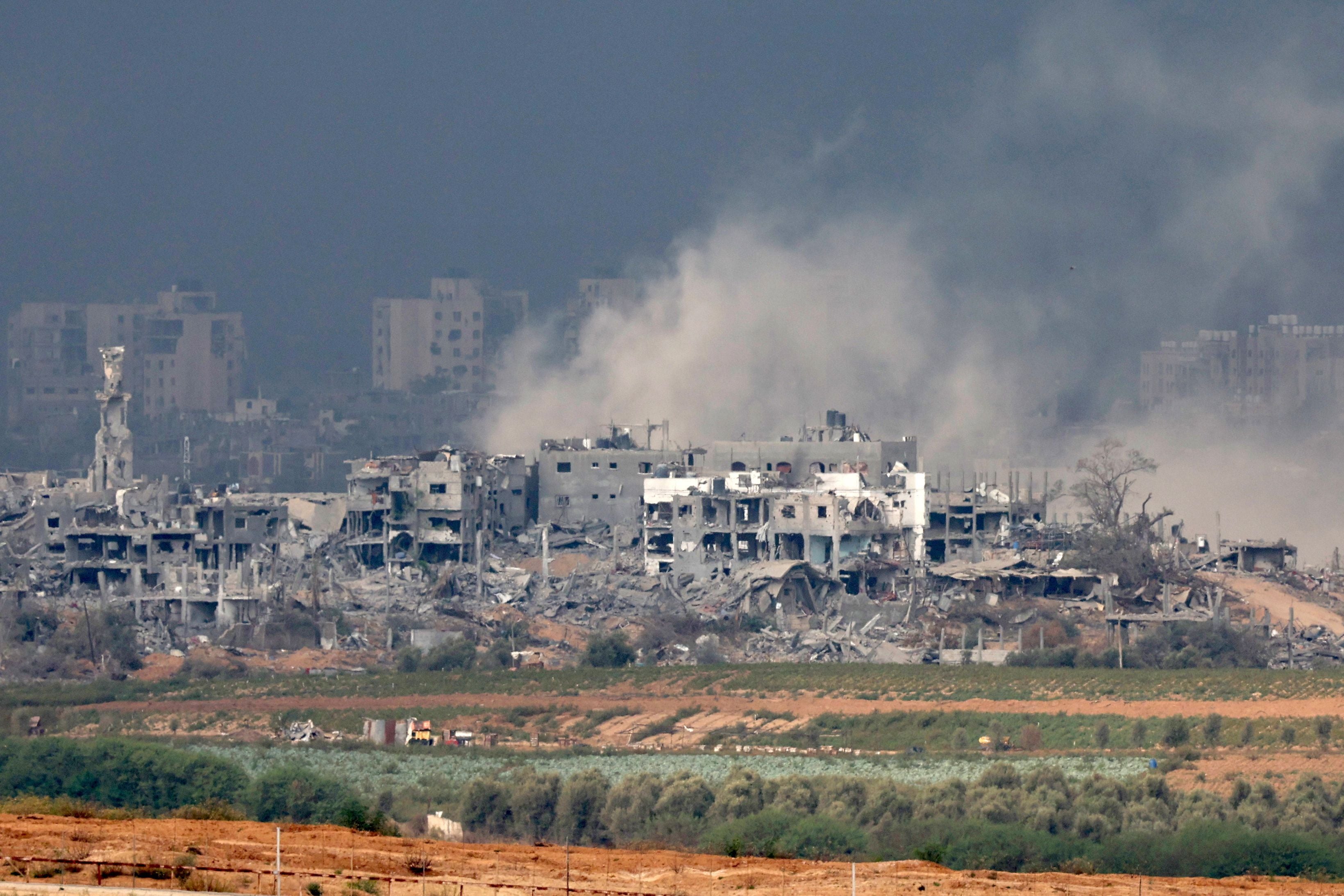 “Debemos enterrar a los muertos en fosas comunes”: Ministerio de Salud de Gaza