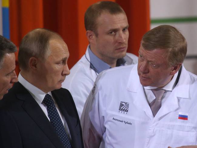 El exasesor de Putin Anatoli Chubais está hospitalizado en Italia, según medios