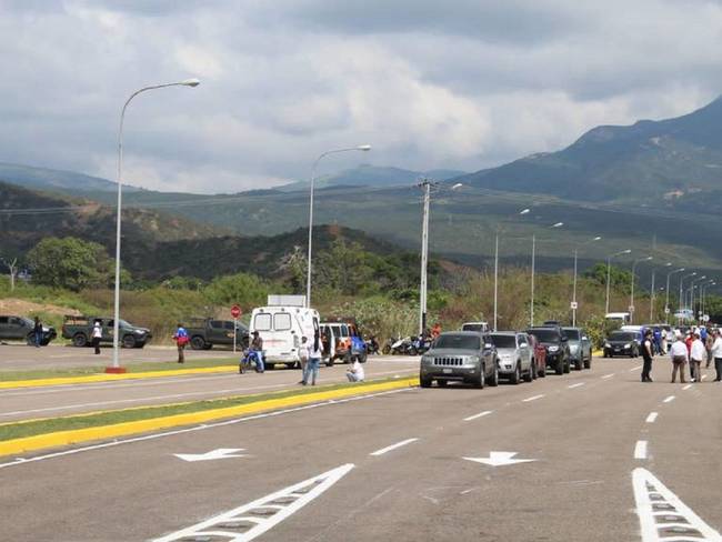 Más de 13 mil vehículos se movilizaron durante dos días en la frontera- Colprensa