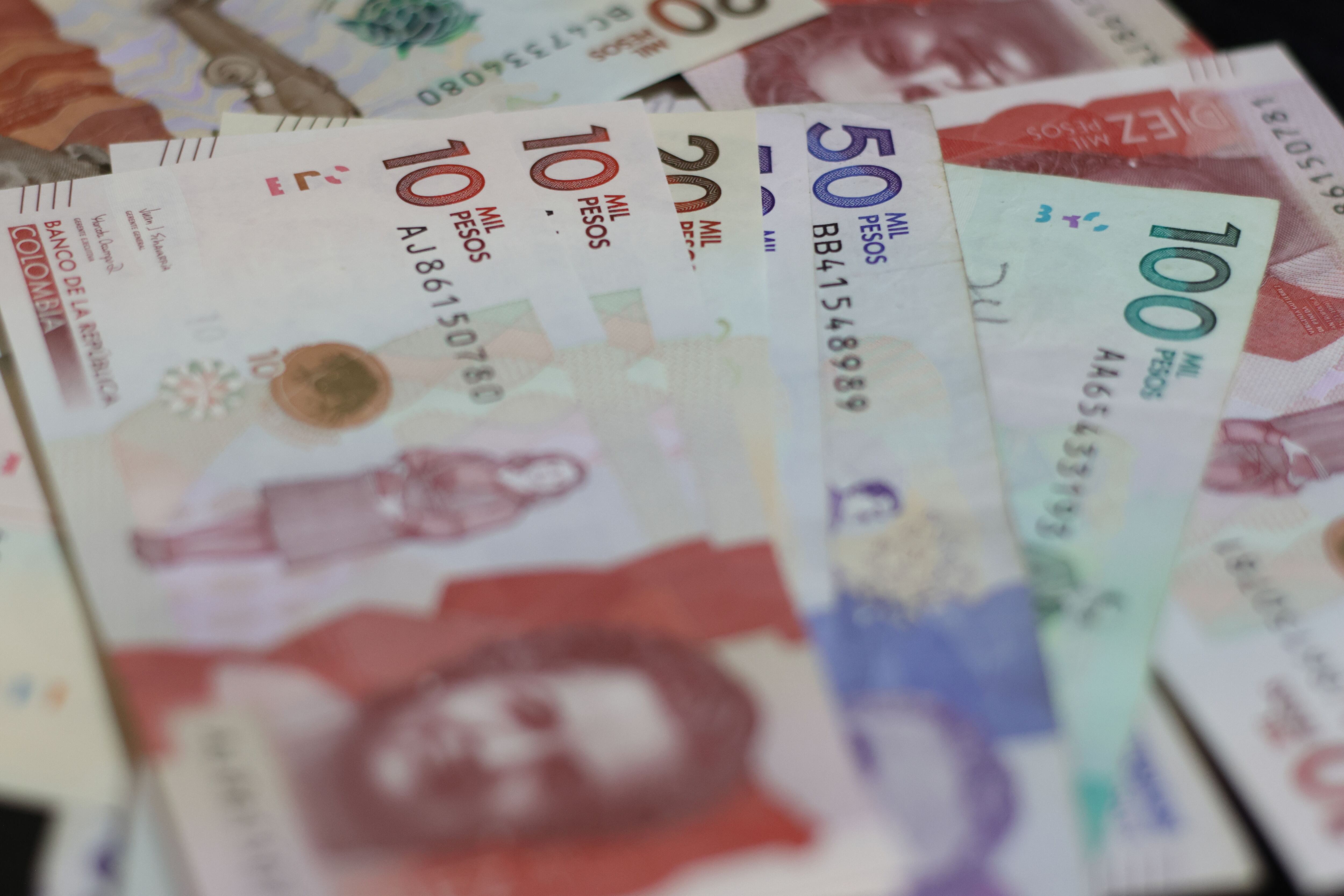 Megarecortes en el Gobierno: ministerios tendrán que congelar $20 billones de presupuesto