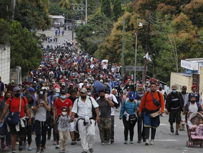 Migrantes que llegaron en caravana desde Honduras a Guatemala, se dirigían a Estados Unidos, el 18 de enero de 2021. Foto: Getty Images