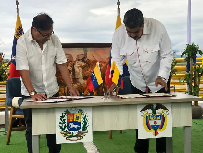 Gustavo Petro y Nicolás Maduro. Foto: Presidencia de la República