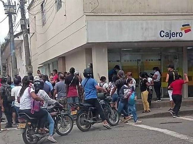 El cuadrante de la Policía evitó el hurto en el sector bancario. Crédito: Alcaldía Santander de Quilichao.