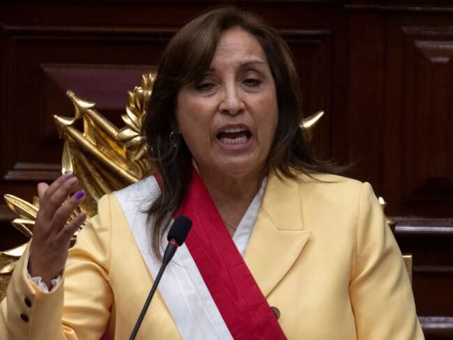 Peruvian Dina Boluarte delivers a speech before swearing in as the new President hours after former President Pedro Castillo was impeached in Lima, on December 7, 2022. - Peru&#039;s Pedro Castillo was impeached and replaced as president by his deputy on Wednesday in a dizzying series of events in the country that has long been prone to political upheaval. Dina Boluarte, a 60-year-old lawyer, was sworn in as Peru&#039;s first female president just hours after Castillo tried to wrest control of the legislature in a move criticised as an attempted coup. (Photo by Cris BOURONCLE / AFP) (Photo by CRIS BOURONCLE/AFP via Getty Images)