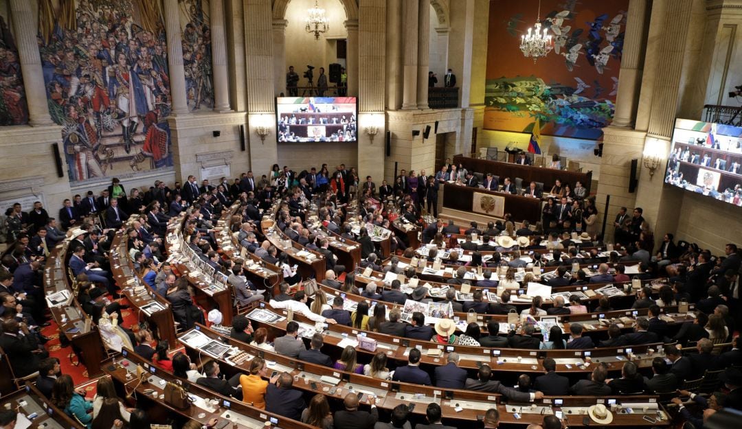 ¿Intereses particulares afectan la reforma a la educación? Esto dicen los congresistas