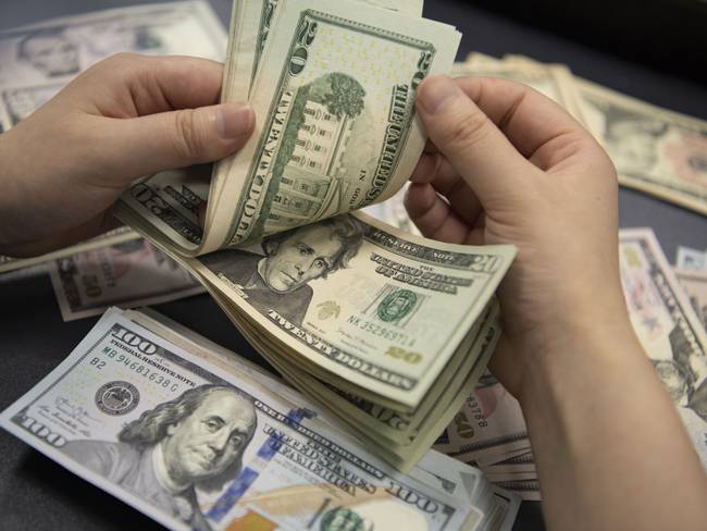 Imagen de referencia del dólar estadounidense. Foto: Getty Images.