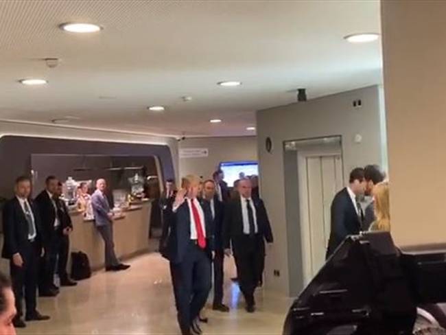 Trump sale del encuentro con Imran Khan sin pronunciar una palabra . Foto: Redacción W Radio