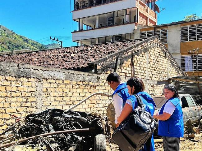 La explosión dejó destruidos 15 locales comerciales y el edificio de la alcaldía municipal en ruinas. Crédito: Unidad de Víctimas. 