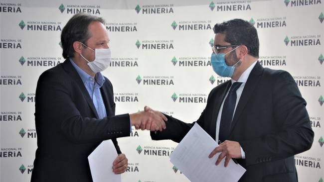 La Agencia Nacional de Minería y la UIAF firmaron acuerdo para prevenir el lavado de activos en el sector minero del país. Foto: Cortesía ANM