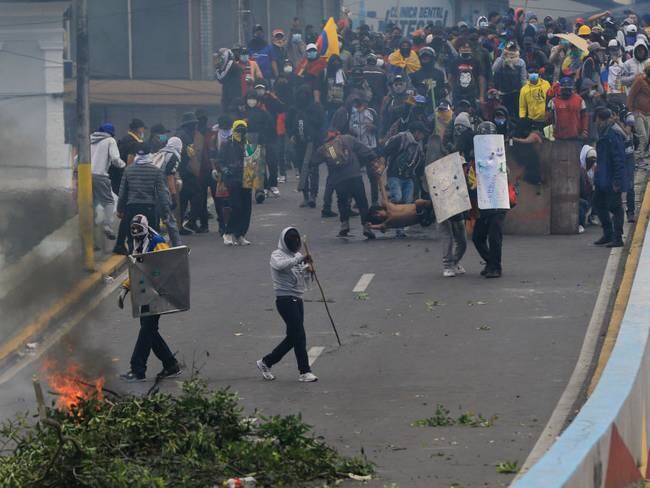 Ecuador cumple 11 días de manifestaciones por el alto costo del combustible