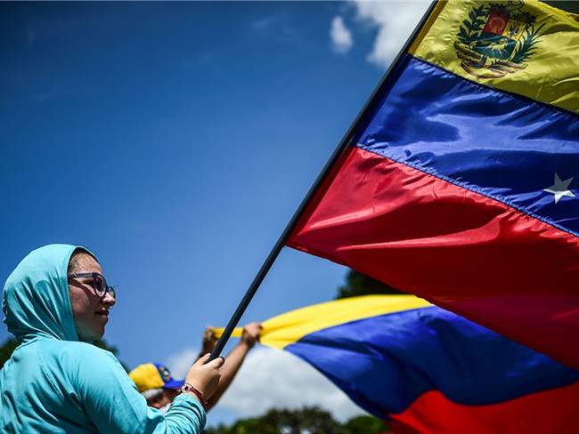 Mauricio Claver, asesor de Trump para América Latina, habla sobre ayuda de EE.UU. a Guaidó