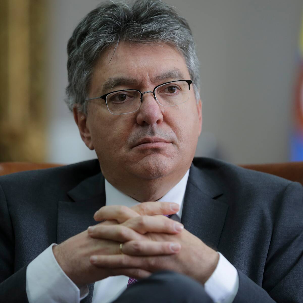 Es un despropósito: Mauricio Cárdenas por proyecto para gravar las transacciones digitales