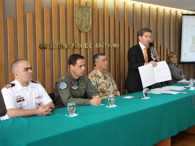 Luis Pérez Gutiérrez denuncia que tres miembros de la guerrilla de las Farc se fugaron el pasado 9 de marzo. Foto: Gobernación de Antioquia
