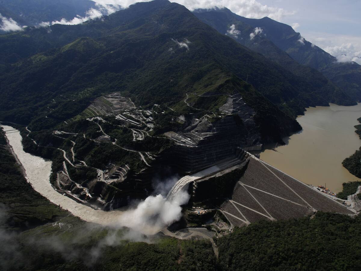 Evacuación de las poblaciones abajo de Hidroituango sería la próxima semana