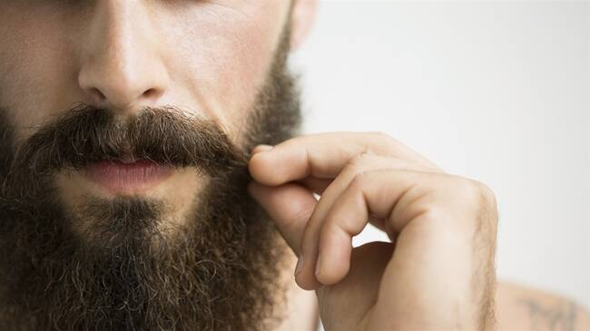 Estudio revela que la barba de un hombre contiene más gérmenes que un perro. Foto: Getty Images