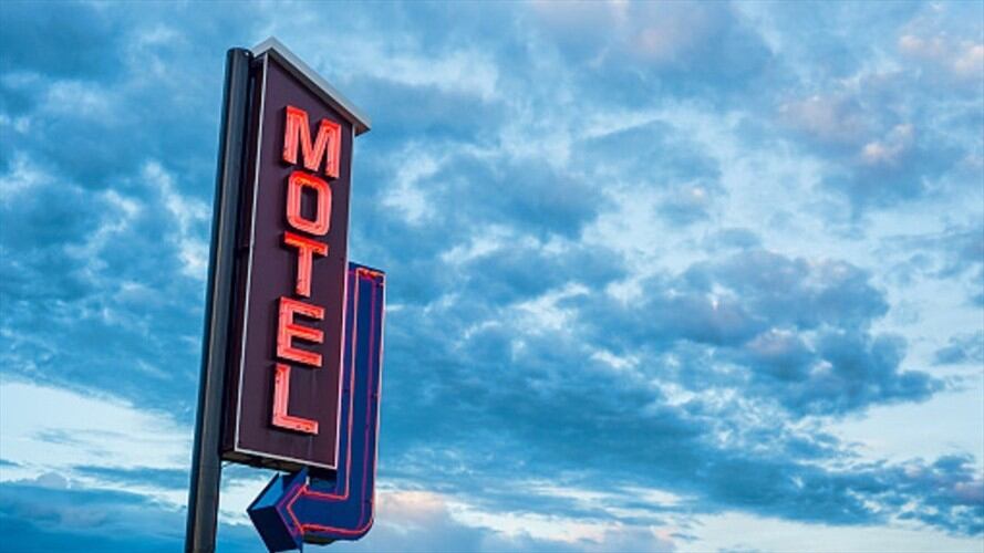 Durante todo el día habrán descuentos de hasta 50 % y regalos para las parejas en más de 100 locales a nivel nacional.. Foto: Getty Images