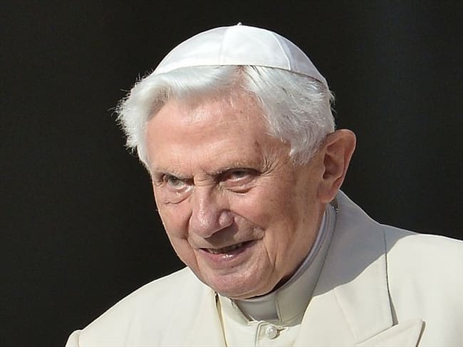 ¿Es jurídicamente inválida la declaración de renuncia de Benedicto XVI?