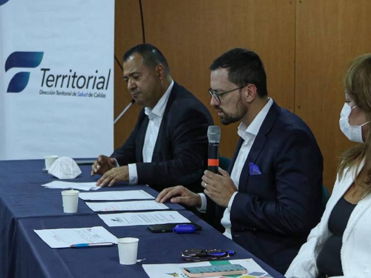 SuperSalud se molestó luego de que lo tildaran de “ruin” en una reunión en Caldas