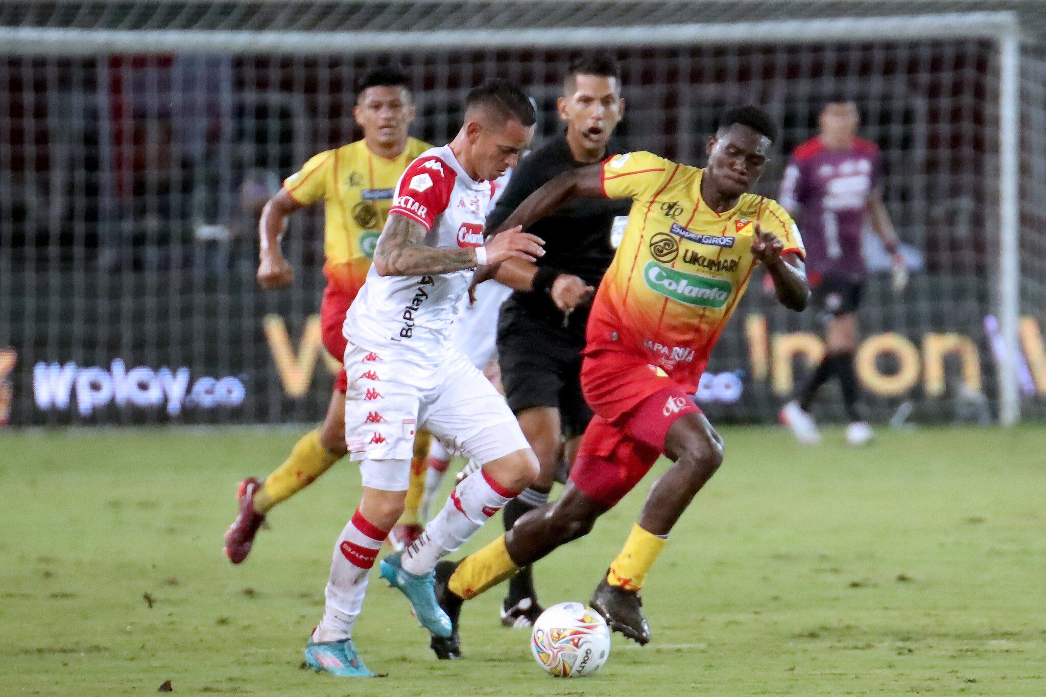 Deportivo Pereira vs Independiente Santa Fe. Liga colombiana cuadrangulares finales quinta fecha 27 de noviembre 2022. Foto: Dimayor.