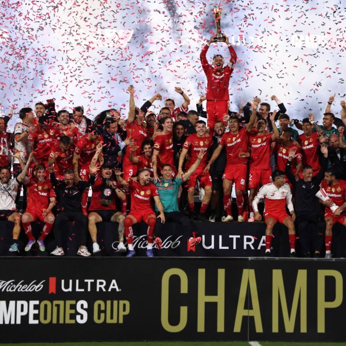 Toluca ganó su primera Campeones Cup al derrotar 3-2 a Los Angeles Galaxy