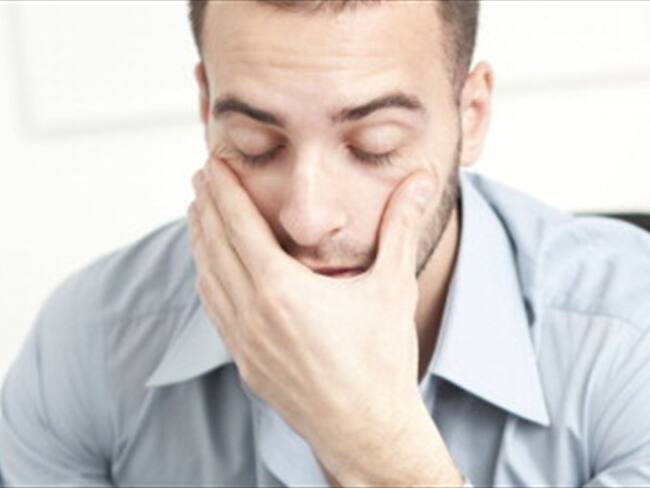 ¿Sabe cuáles son los síntomas del síndrome de “burnout”?