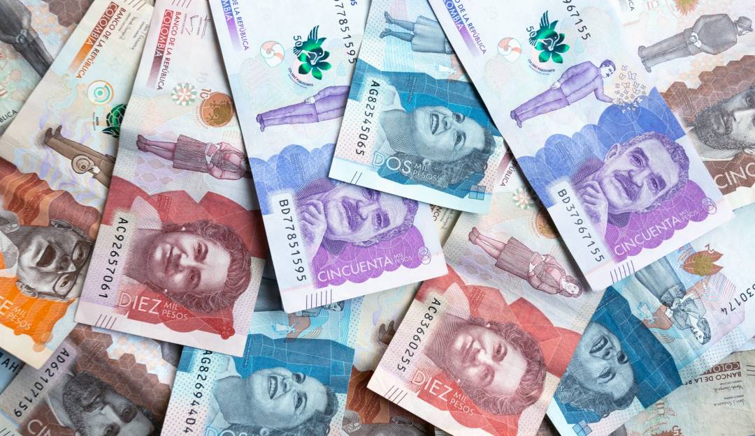 Billetes colombianos. Foto: Getty Images
