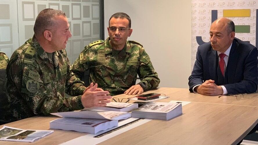 Ejército entregó a Jep documentos que contextualizan situación de regiones donde operaron.