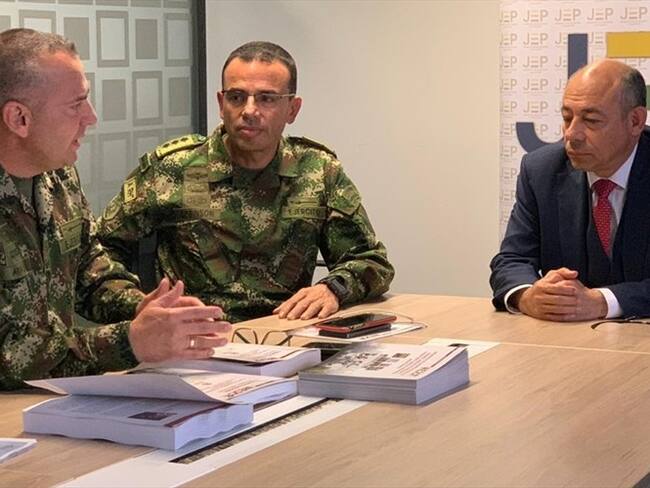 Ejército entregó a Jep documentos que contextualizan situación de regiones donde operaron.