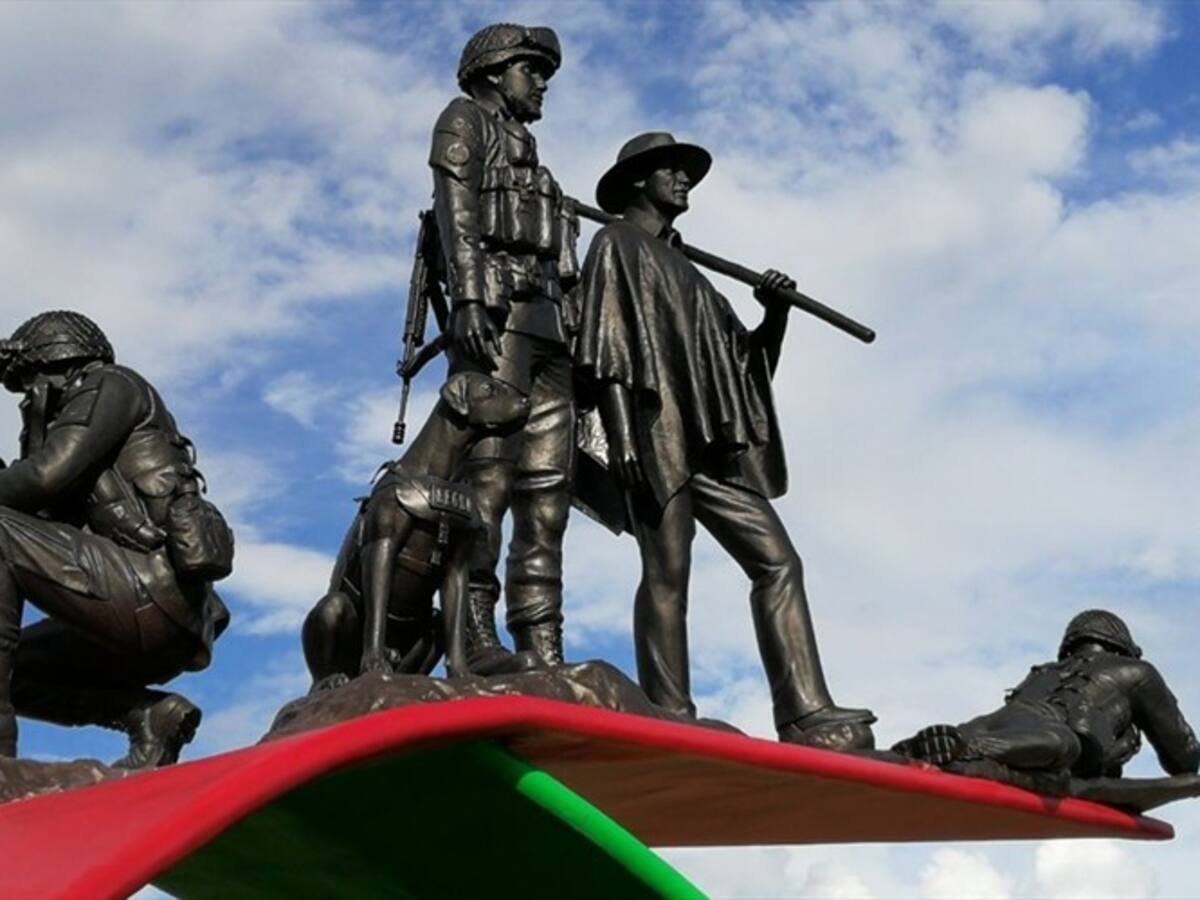 Inauguran monumento a los héroes del Sumapaz en vía Bogotá-Girardot