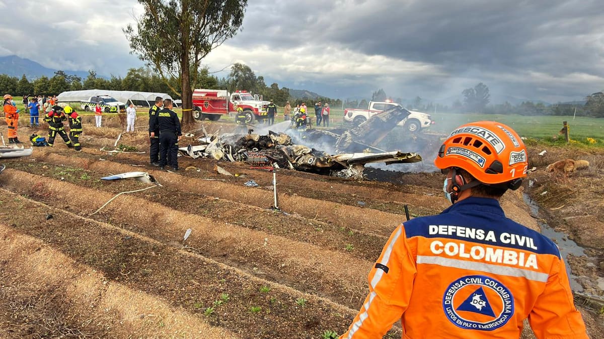 ¿Qué se sabe del despegue de la avioneta en que viajaba Yeison Jiménez? Defensa Civil explicó