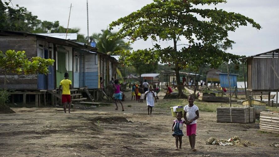 El gobernador del departamento del Chocó, Ariel Palacios, y el veedor de salud, Manuel Gil, hablaron sobre la infraestructura actual en materia de salud.. Foto: Getty Images