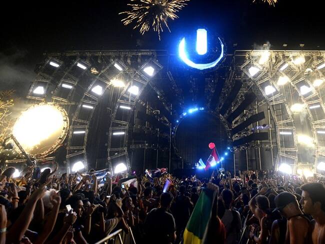 Alcalde de Miami comenta los retos al realizar el festival de música electrónica Ultra