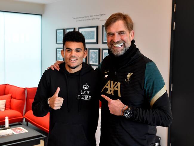 Jugador colombiano Luis Díaz y entrenador Jürgen Klopp