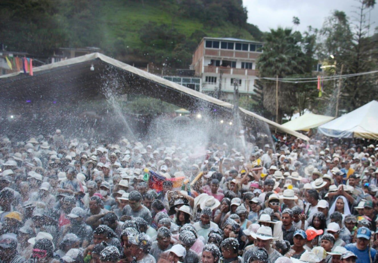 La administración municipal, como consecuencia del suceso violento, decidió cancelar lo que quedaba de programación de los carnavales. Crédito: Alcaldía de Argelia, Cauca.