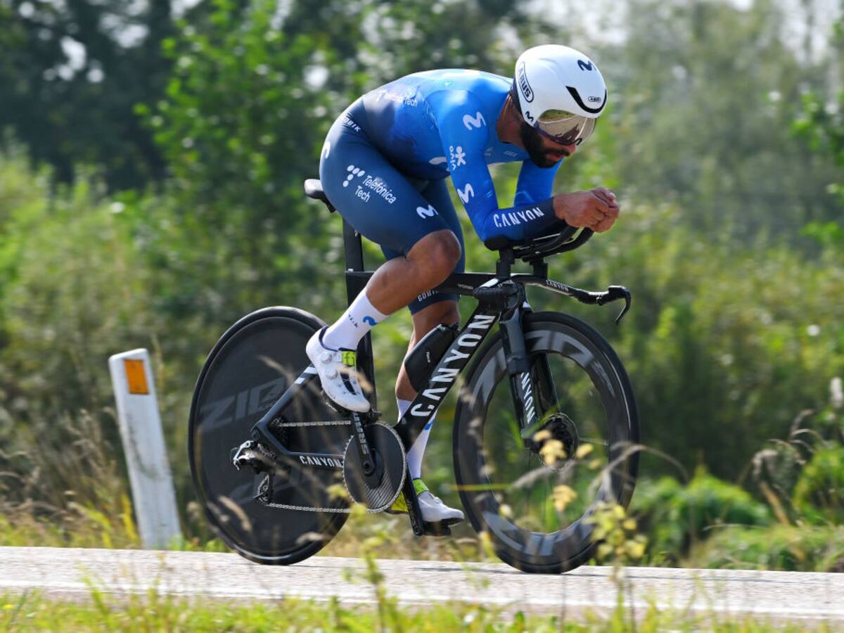 Fernando Gaviria seguirá pedaleando junto a Movistar en 2025