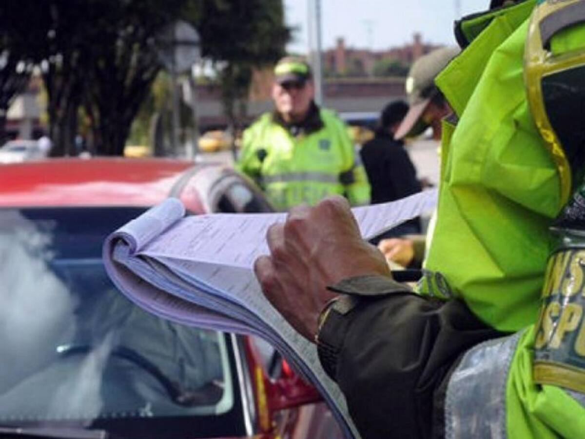 ¿Por cuánto tiempo le pueden suspender o cancelar la licencia de conducir? Causas y más