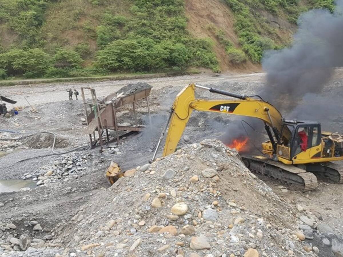 Golpe a la minería ilegal en el río Sambingo en el sur del Cauca